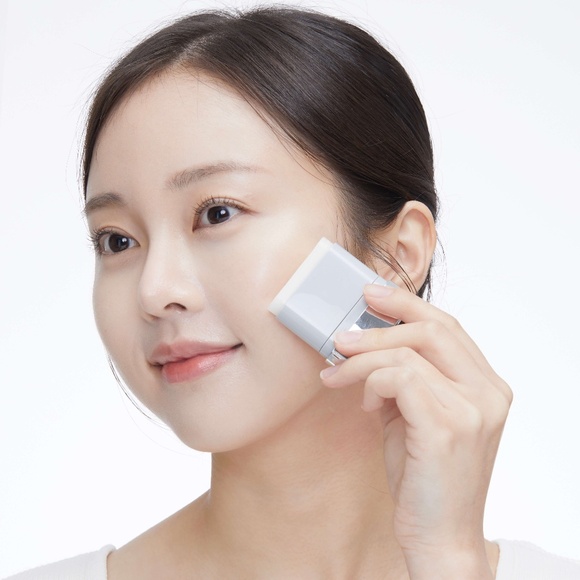 VT - Essence Stick Balm - Picture 5 of 9